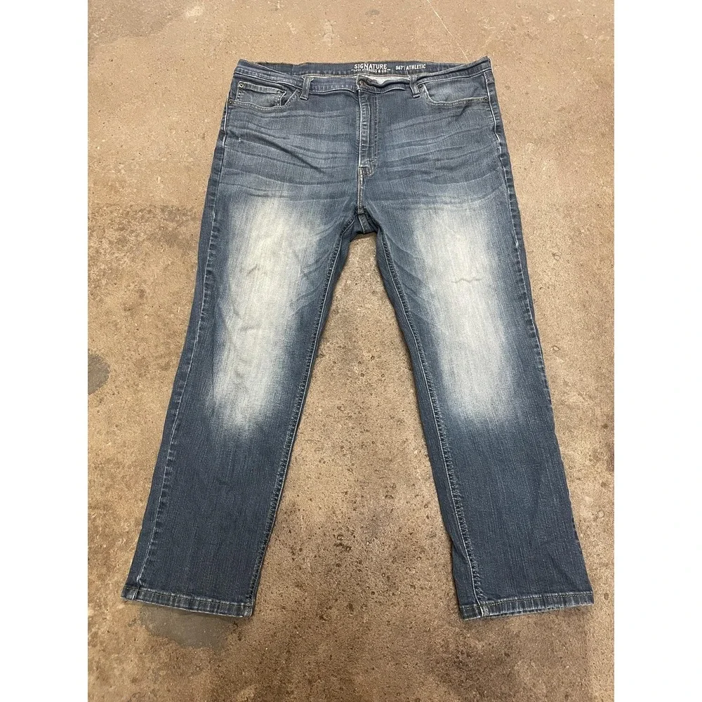 Signature By Levi Strauss Jeans Mens 42x30 Athletic Straight Leg Zip Fly Stretch